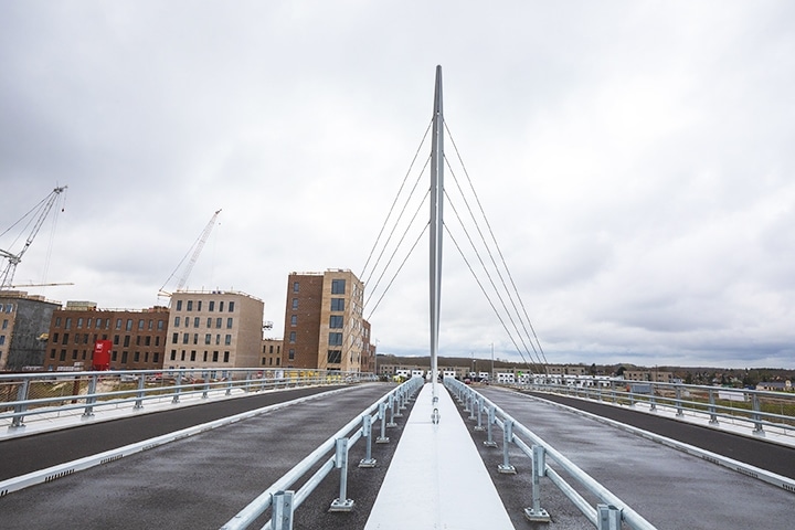 Broautoværn på ny bro i Høje Taastrup
