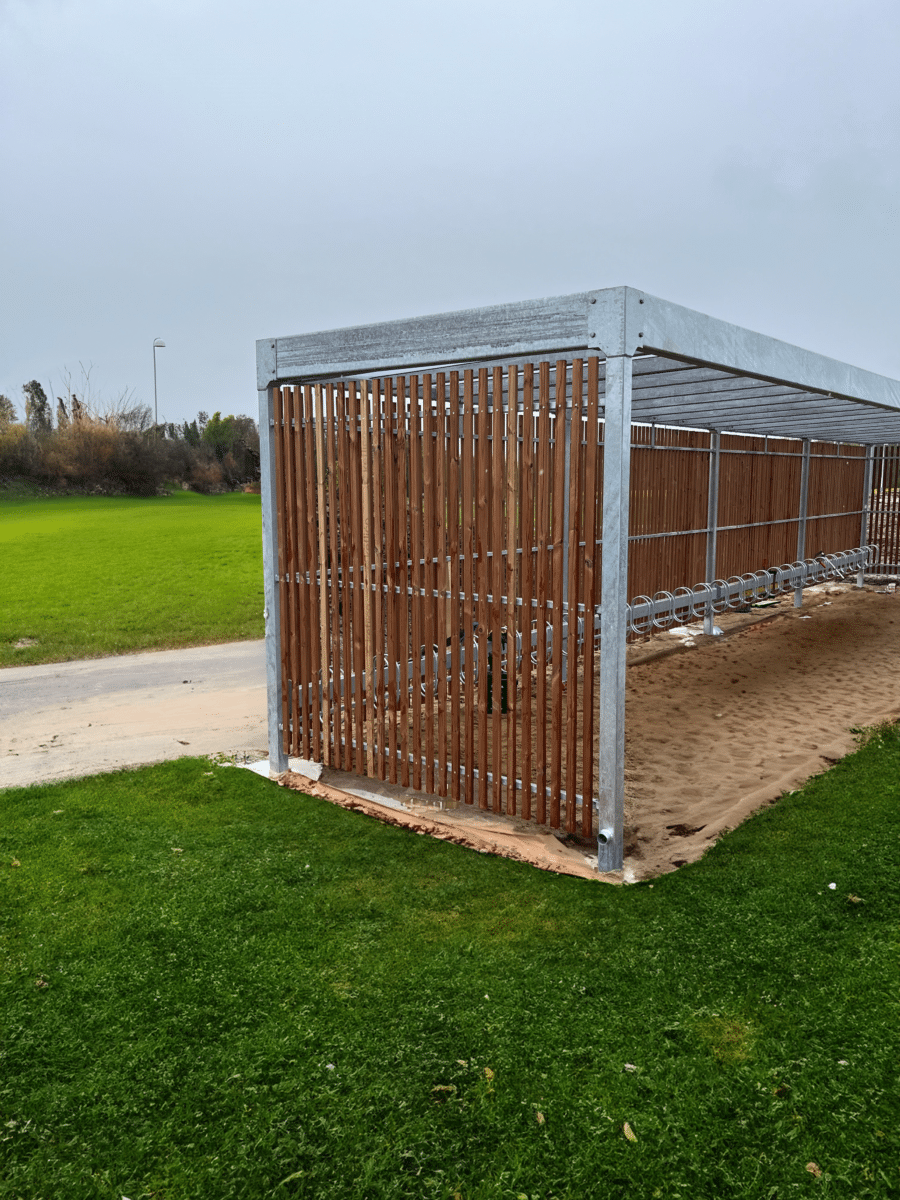 Overdækning til cykelskur